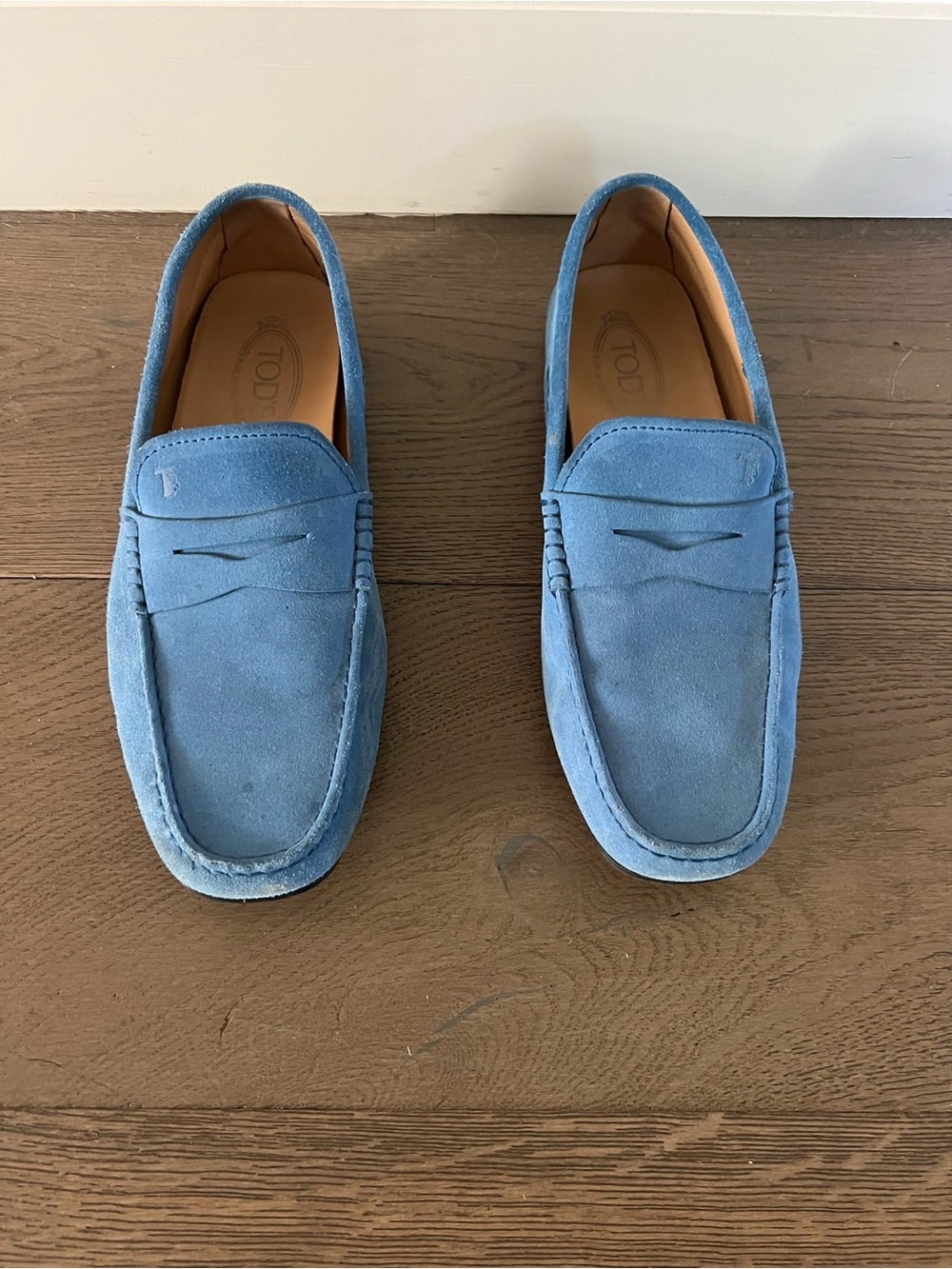 ❤️ TOD’S Gommino driving loafers in light blue suede - Size 9